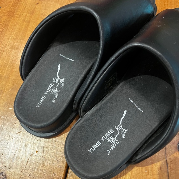 Yumi Yumi Slides - Picture 2 of 3